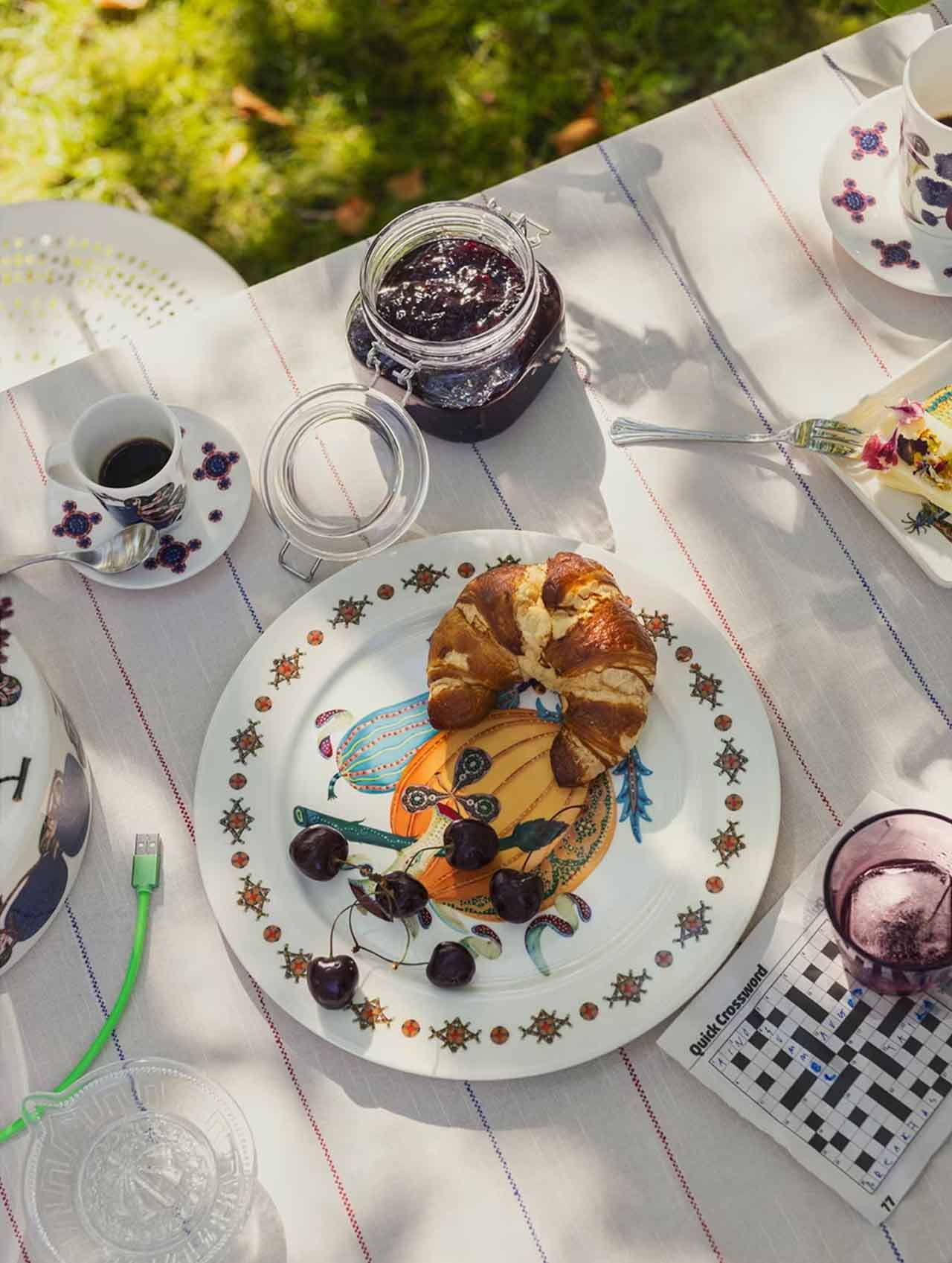 THE FAVORI×SATOKO THE AGATE EDITION セット Latest from IITTALA – the picturesque TAIKA SATO tableware collection
